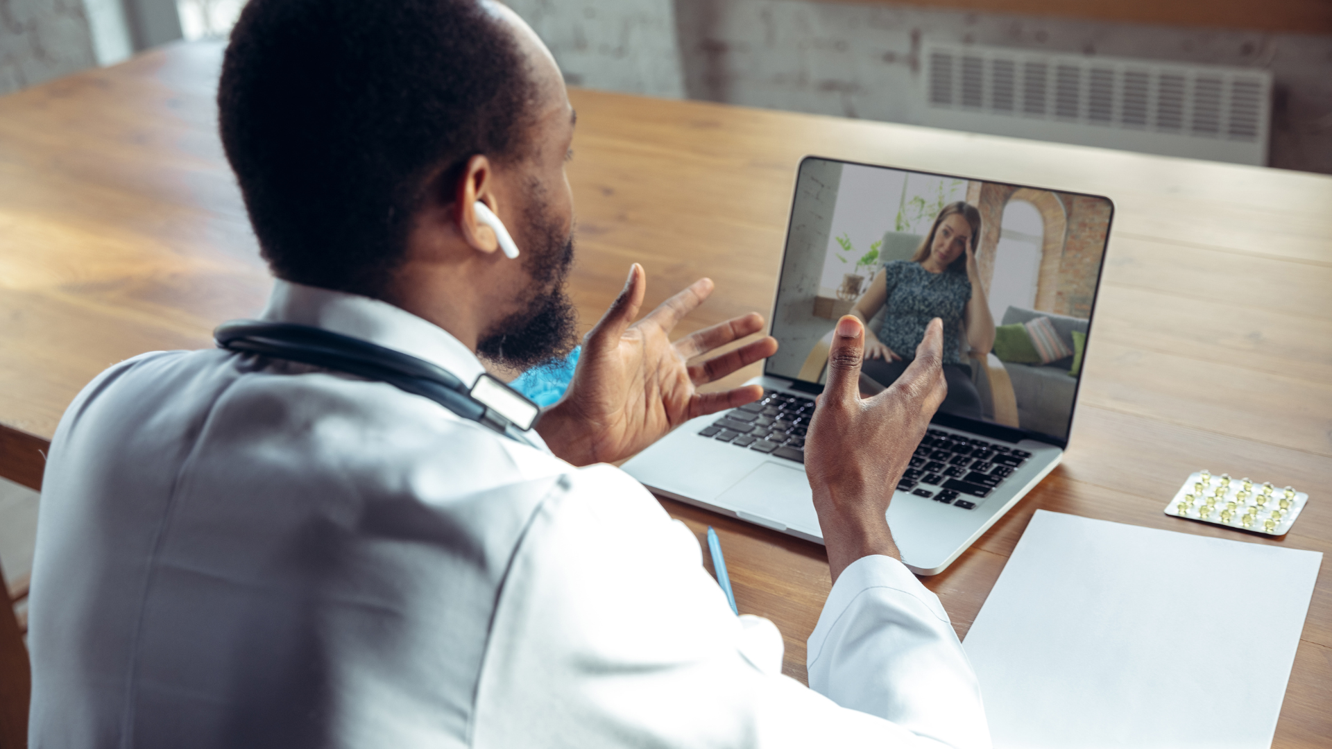 virtual urgent care - doctor on video call